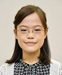 牛栄子